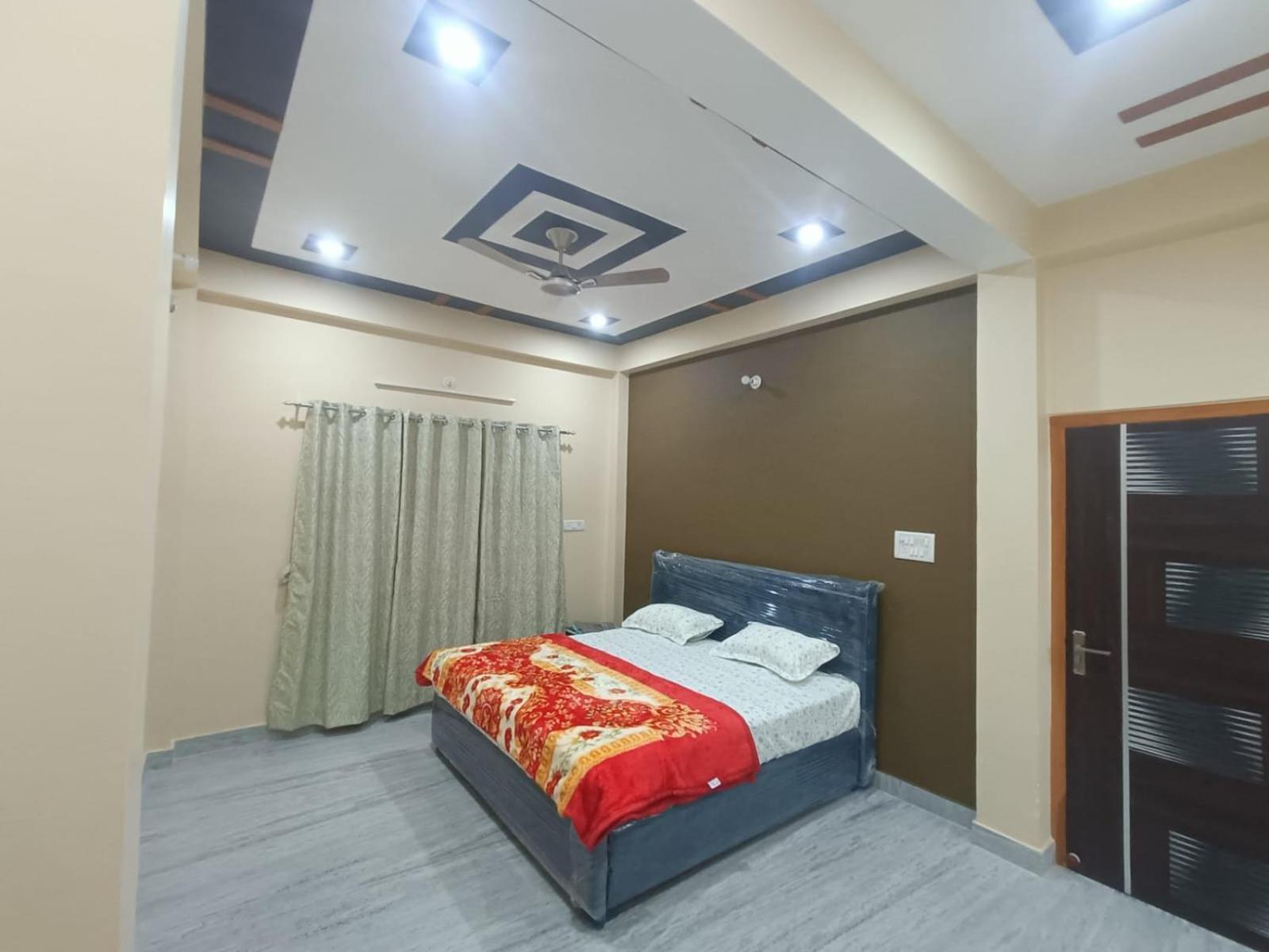 Sarvodaya Residency Hotel Ayodhya Eksteriør billede